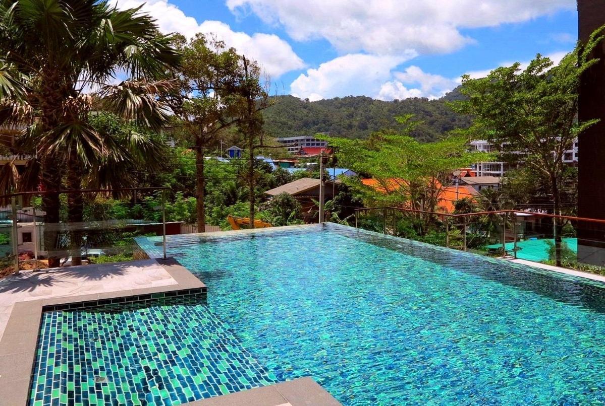 Private Apartment At Emerald Terrace Patong Exterior foto